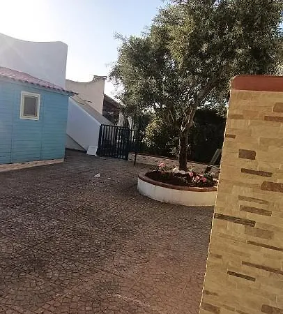 Luisa Il Giardino Sul Mare